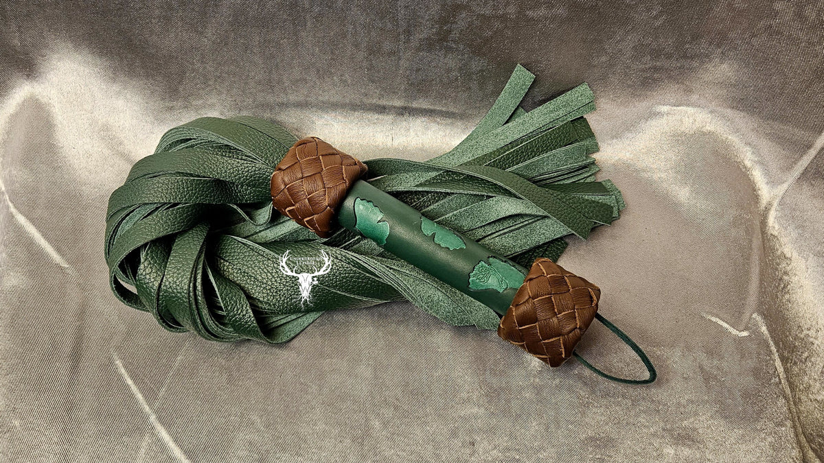 Ginko Flogger- deer tanned cowhide