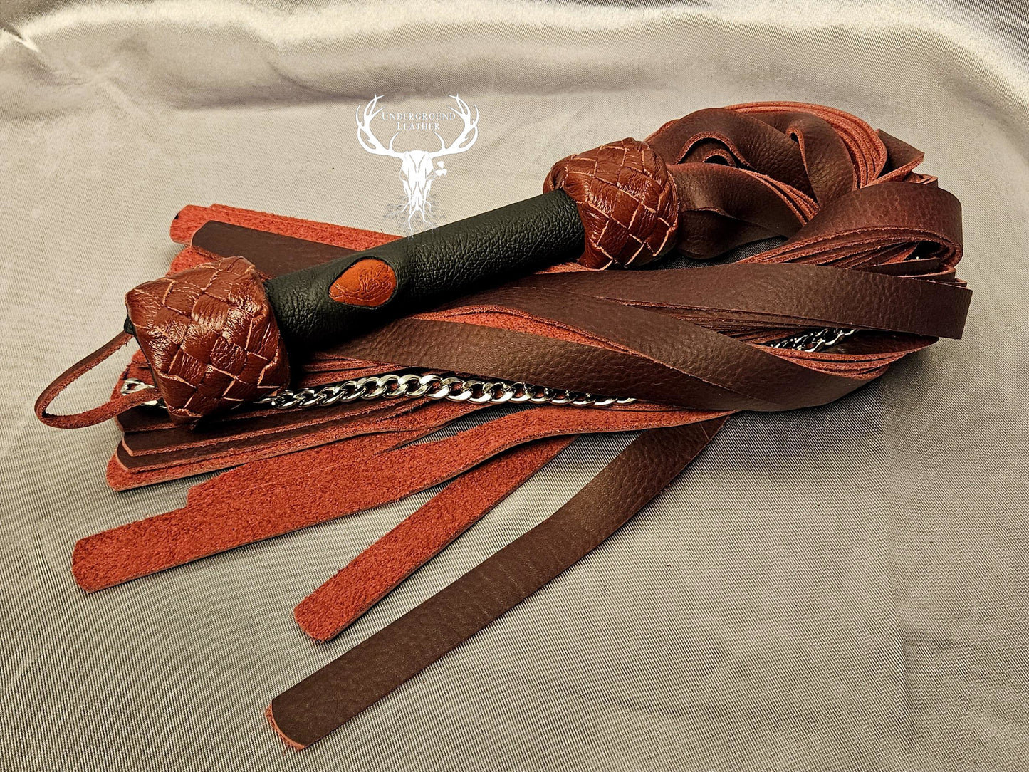 Blood Drip flogger With chain