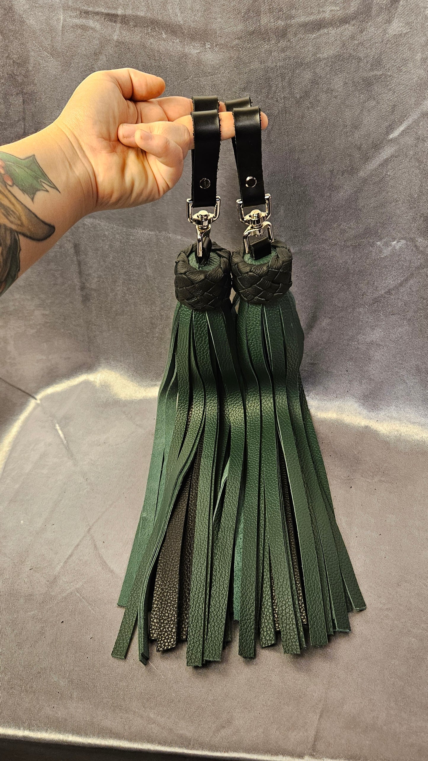 Loki finger flogger pair