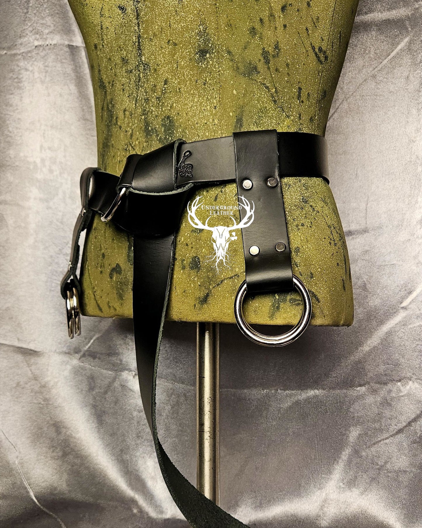 Tie Belt with Skirt/Dress Hikes