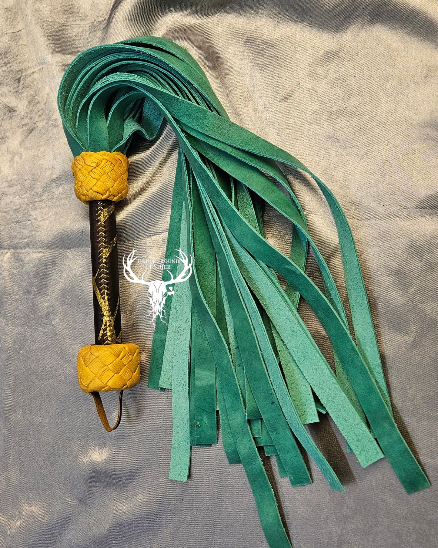 Jade and Gold flogger