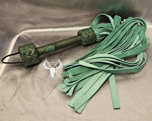 Jade Teardrop flogger
