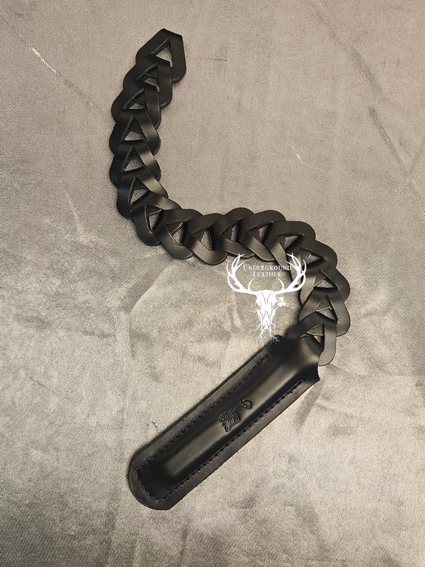Leather Chain Link slapper-black