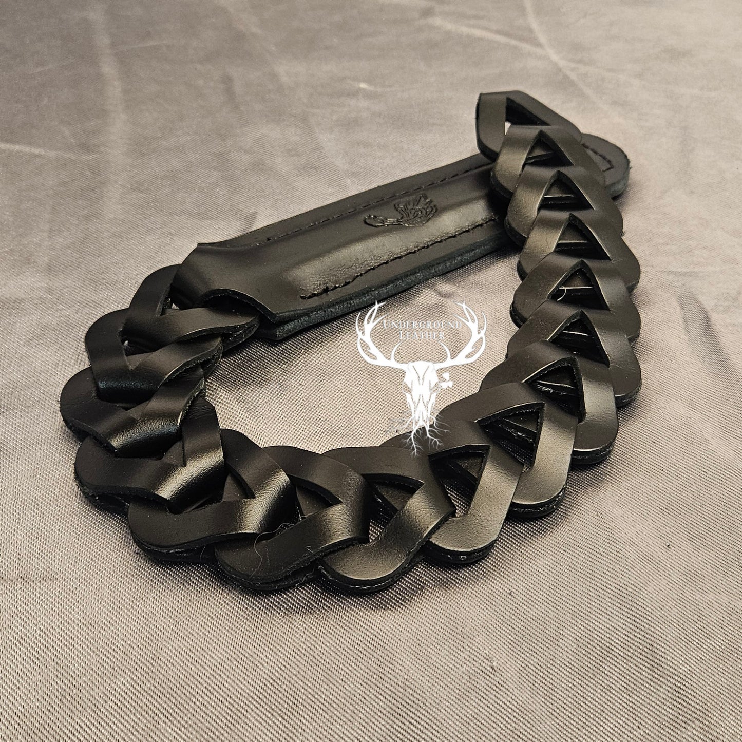 Leather Chain Link slapper-black