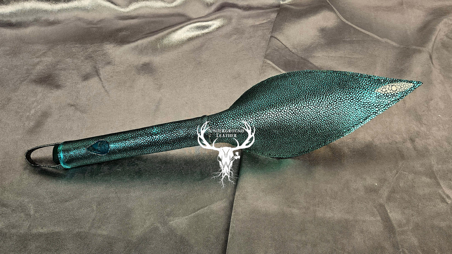 Rabbit Ear - Turquoise Stingray
