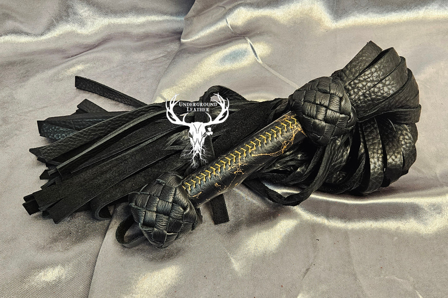 Kintsugi Bullhide flogger